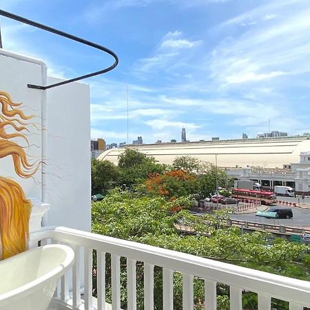 Kunst Appartement Bangkok Buitenkant foto
