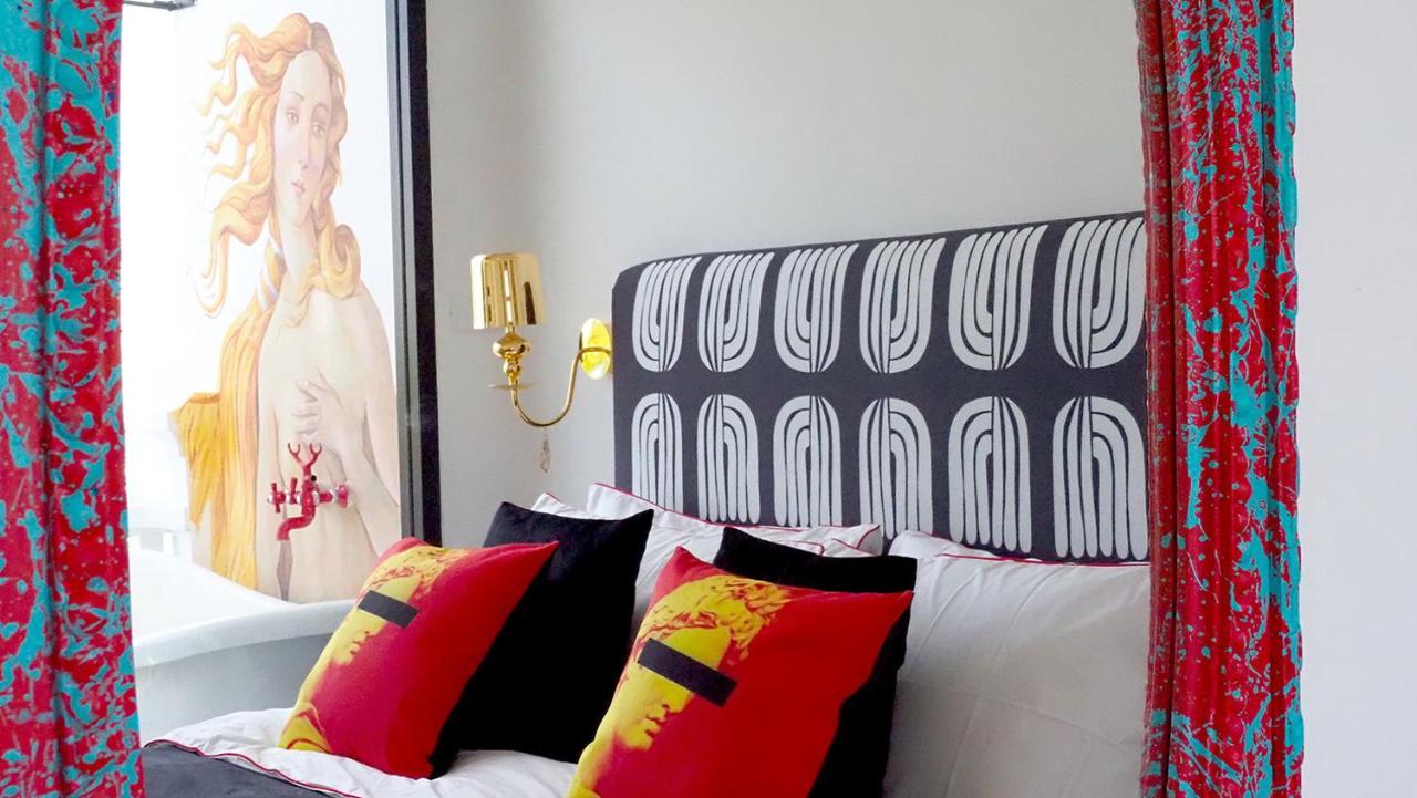 Kunst Appartement Bangkok Buitenkant foto