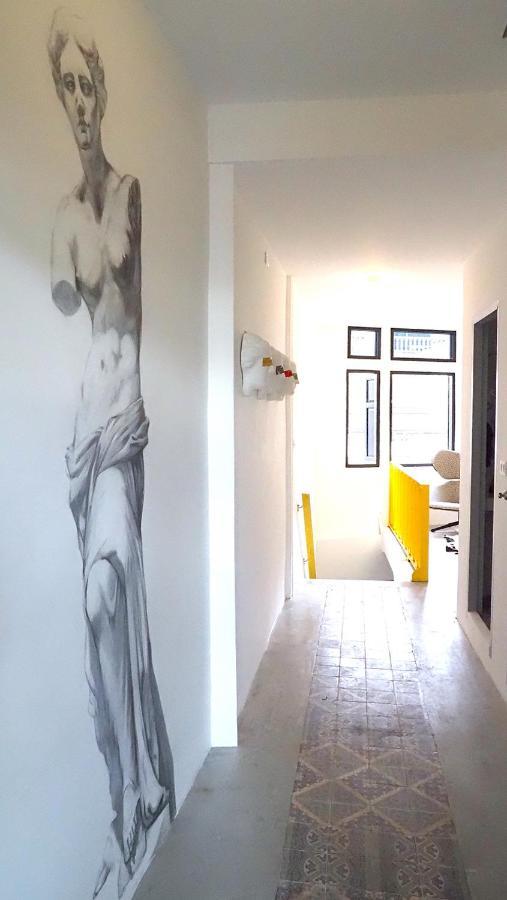Kunst Appartement Bangkok Buitenkant foto